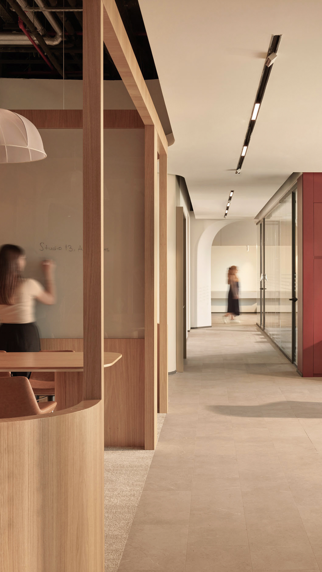 Studio 13 | Instagram